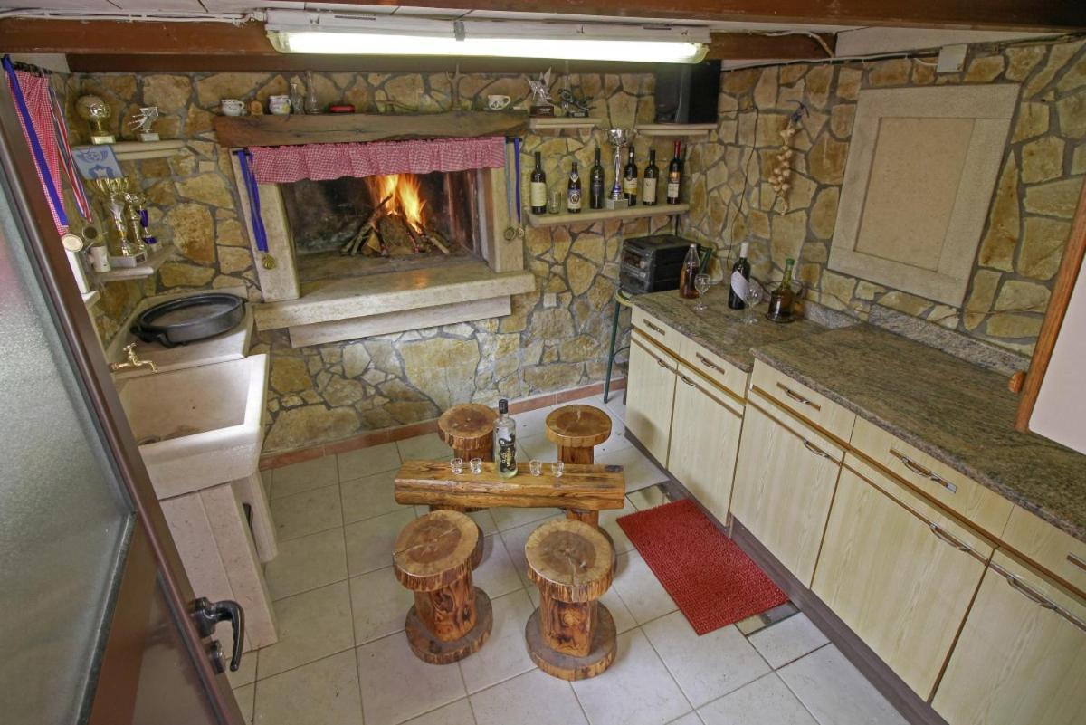 Villa Linda in Lovrinići  Pazin Exterior foto