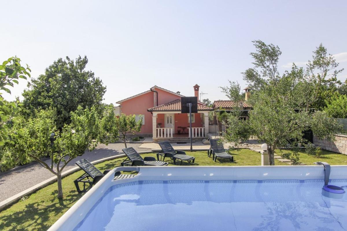 Villa Linda in Lovrinići  Pazin Exterior foto